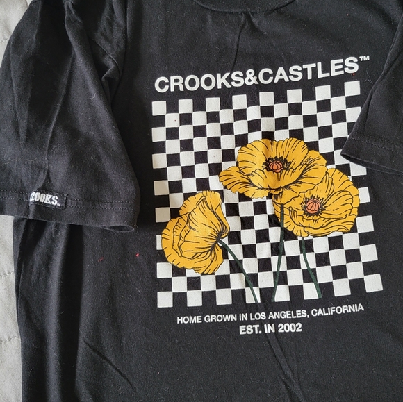 Crooks & Castles Tshirt - Picture 5 of 6